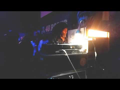 jah shaka plays everliving _ prince david / moa anbessa @ sottotetto (bo)