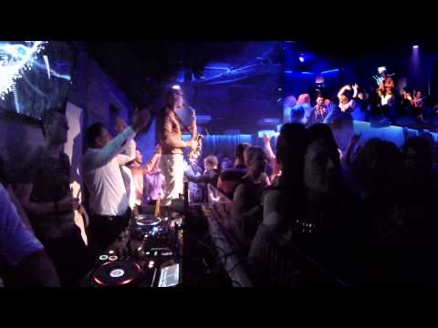 Swedish House Mafia - Don't You Worry Child (Syntheticsax Live Mash-Up in the Grey club Poland)