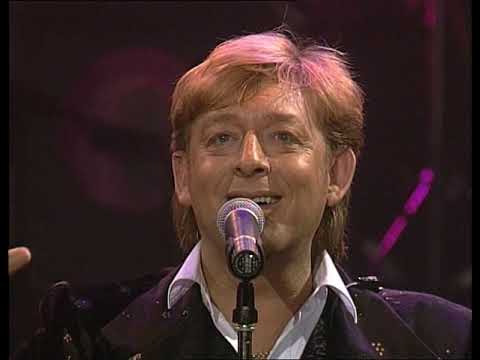 23 Benny Neyman - Waarom Fluister Ik Je Naam Nog (Live) Hoogtepunten Uit 10 Jaar Theaterconcerten