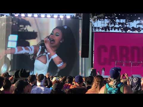 Cardi B Brings Out SZA to Perform 