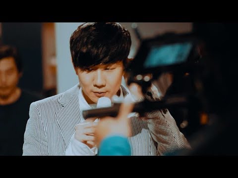 download lagu mp3 mp4 JJ Lin Paper Clouds, download lagu JJ Lin Paper Clouds gratis, unduh video klip JJ Lin Paper Clouds