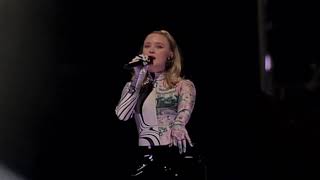 Zara Larsson - Lay All Your Love On Me (ABBA cover) (Live @ Oslo Spektrum 20.11.2021) 4K