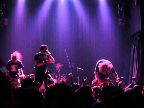 Napalm Death - Valencia - 02/2013 - Suffer the children + If the Truth be known.MOV