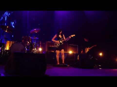 Noveller - Rune - Iggy Pop intro - Jazz Middelheim Festival, Antwerpen 13.08.2022