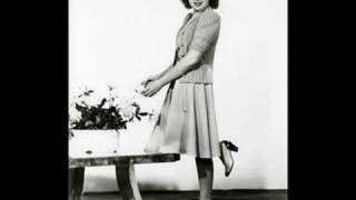 Judy Garland- &quot;Everybody Sing&quot; 1937 DECCA VERSION