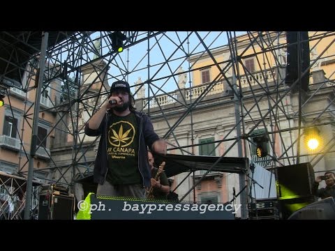 PIOTTA AL 1 MAGGIO 2017 P.ZZA DANTE - NAPOLI