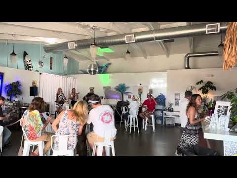 Knockin’ On Heaven’s Door as performed by the Ukuladies