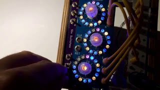 Video thumbnail for av500 - Euclidean Circles part 2 - auto clock and settings by Vladimir Pantelic