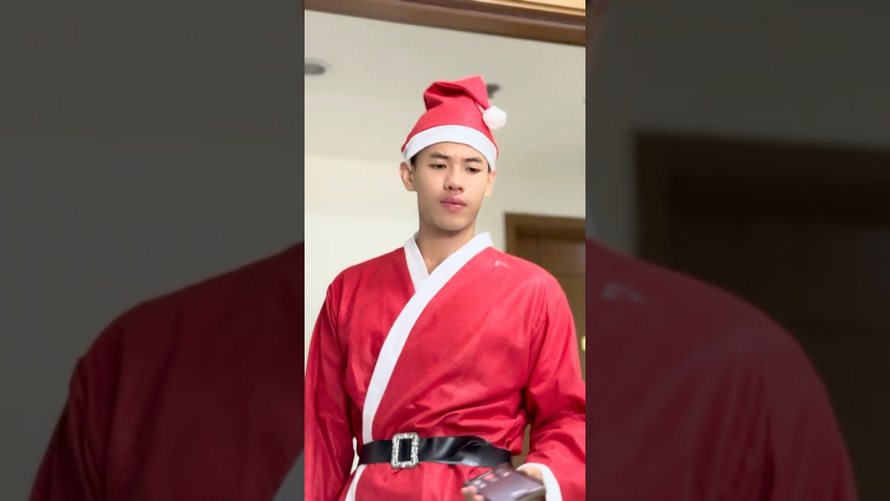 * santa help [Nam Phương] #namphuong #shorts #funny #comedy #action