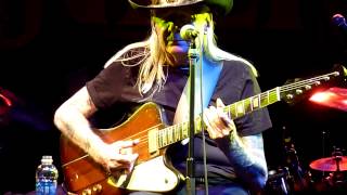 Johnny Winter- Dust My Broom- (HD) March 8, 2013 Rex Pittsburgh, PA