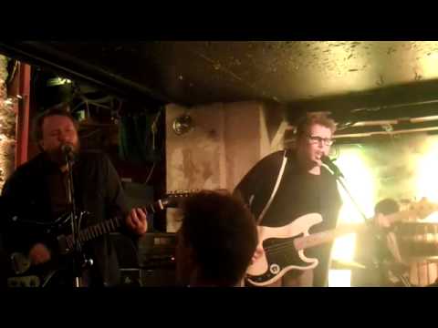 Moon Socket - Bad Time to Care (Live @ The Seahorse Tavern)