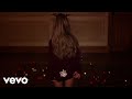 Ariana Grande - Santa Tell Me 