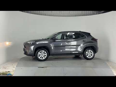 Toyota Yaris Cross LUNA 4DR AUTO - BLACK/GREY CLOT - Image 2