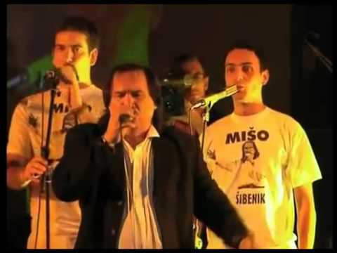 Mišo Kovač i klapa Teuta - Proplakat će zora ( live )