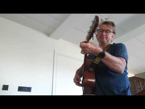 402 Vader, Zoon en Geest