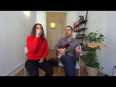 Valerie - Amy Winehouse (cover by Paula Domínguez & Carlos Cruz)