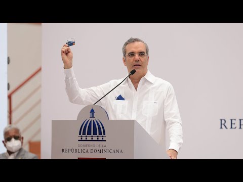 Abinader announces delivery of Christmas Bonus Card that will benefit 1.7 million families.