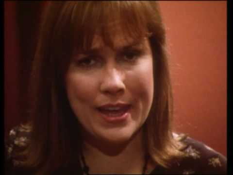Thumbnail of the video: Let The Mystery Be - Iris DeMent H.Q.