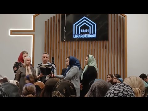 Grup de surori Voitinel - Domnul te cheamă, la ușă îți bate (Cântare veche)