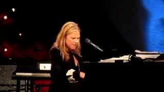 Diana Krall I&#39;m A Little Mixed Up Live on Glad Rag Doll Tour