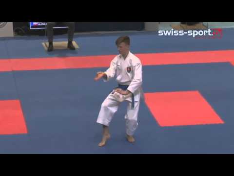 Mehmet Batuhan Özdemir vs Julian Enrik Smoliga _ Karate European Championship 2015