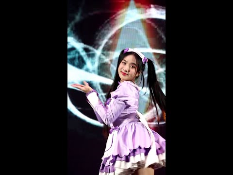 CMJ Trainee - " Merry-go-round " (Cheerbell focus) MARUYA #33 @  SAMYARN MITRTOWN