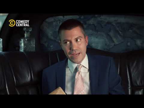 Al via la nuova stagione di COMEDY CENTRAL NEWS con SAVERIO RAIMONDO