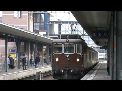 BLS Re 4/4 "195 Unterseen" mit Goldenpass zug in Spiez