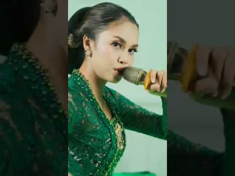 Rina Aditama | Nglilakne Kowe | #dangdut #koplo #campursari