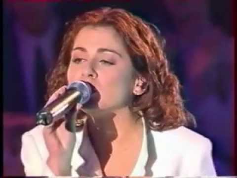 "L'amour existe encore" - Julie Zenatti & Richard Cocciante / 20/11/1999, Spéciale C.Dion et NDDP