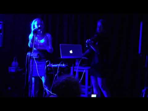 Vídeo Helena Lynn 1