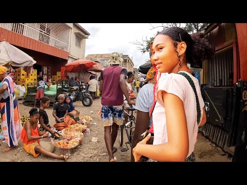 Saturday Market - Diego Suarez Madagascar