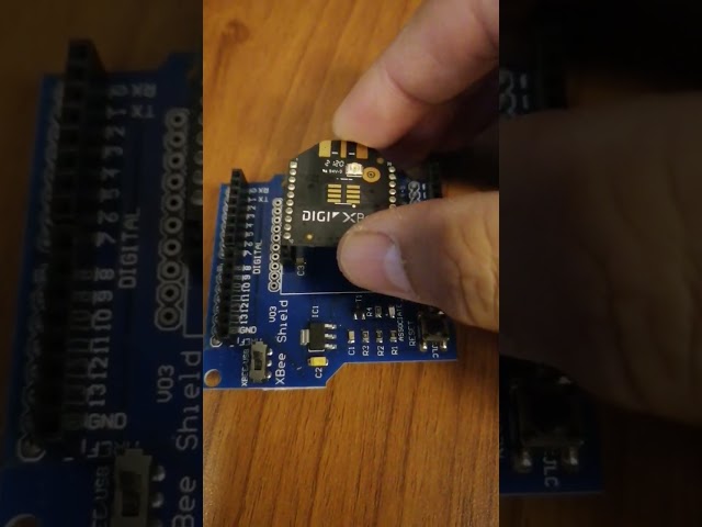 Vídeo relacionado con Placa de expansión XBee Zigbee, módulo RF XBee Zigbee Shield para Arduino para UNO Duemilanove Mega1280 Mega2560