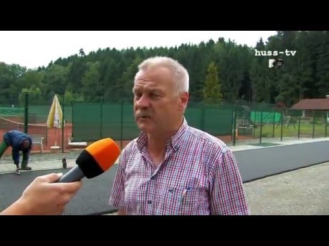 Verlegung eines Kunstrasens in Schlachters der Fa. Kutter aus Memmingen