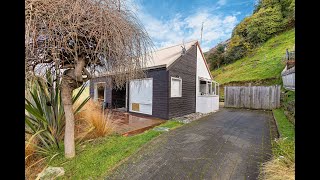 SOLD (Under the Hammer at auction)  - 18 Greenstone Place, Fernhill, Queenstown -