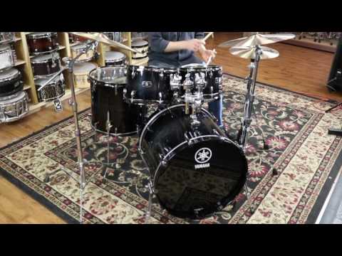 Yamaha Live Custom Oak Drum Set, Black Shadow Sunburst: 22", 10", 12", 16"