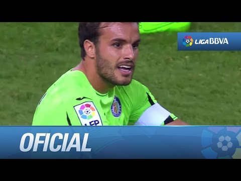 Remate de Pedro León que se marcha ajustado al poste