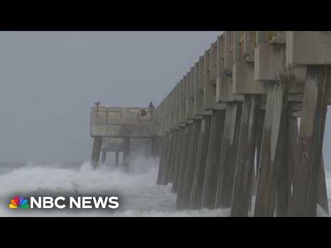 Tropical Storm Bertha remains relatively weak as Gulf Coast deals with rough surf