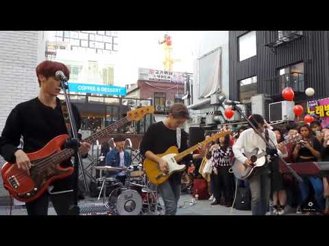 180928 - The rose busking in Hongdae - California