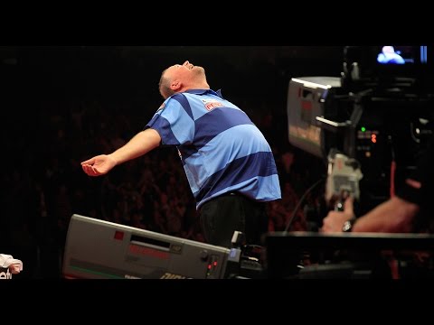 Raymond van Barneveld Wins 2014 Premier League!