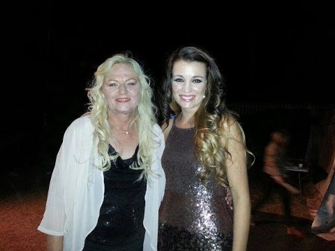 Toni Willé feat. Daniel Rae Costello - 'Dreaming of a Christmas' (Album - Worlds United)