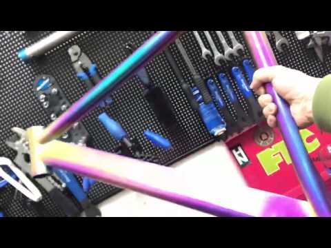 Unknown Bikes Lv1 Frame with  Chameleon Paint