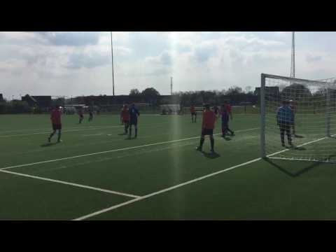 Opjestropdas.nl 7 mei 2016 VV De Meern 8 - Vriendenschaar 4 com 4-4 dat veelde niet scheel zeg