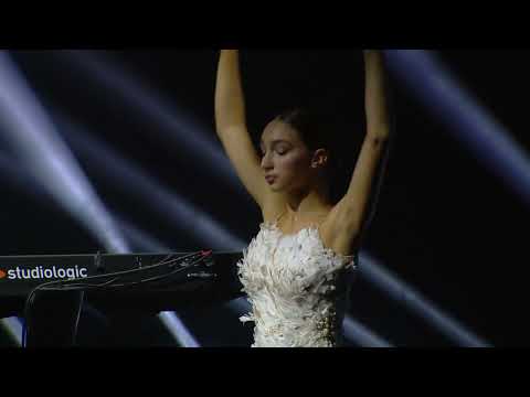 CLAUDINE - TONCHI - TONCI HULJIC & ORCHESTRA (Stage Performance)