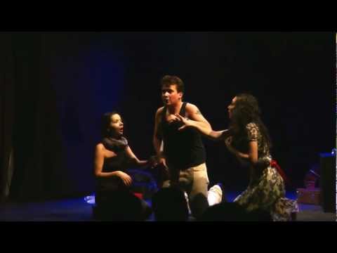 Prostii sub clar de luna la Godot Cafe Teatru 2012 - TIP