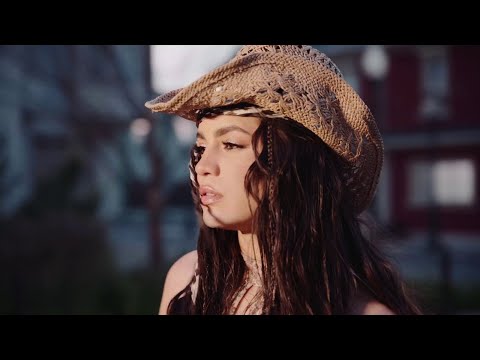 Pia Ioana - Cum ți-ar fi fără mine (Official Video)