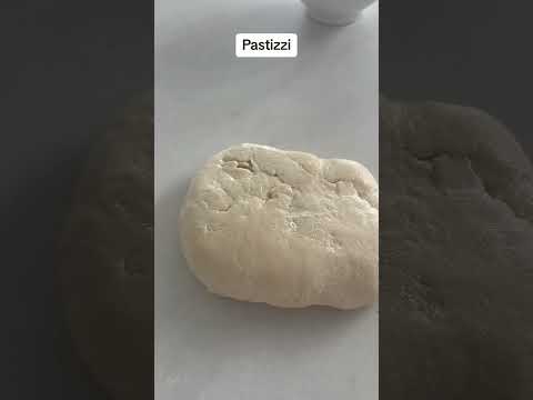 🇲🇹 Authentic Maltese Pastizzi Recipe: Handcrafted Pea Ricotta Filling Delight! 🥟🌟