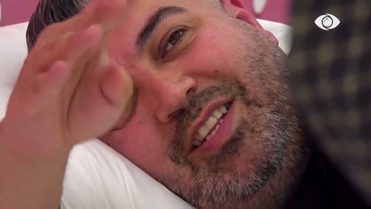 Ke bërë ndërhyrje plastike/ Rogerti debaton me Baby G