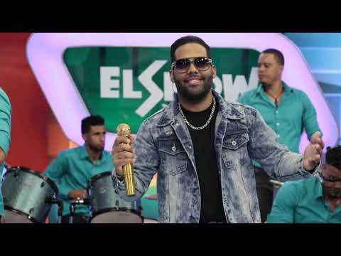 El Monarca Andrw John - Y Para Que (En Vivo)