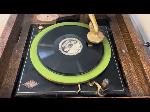 Irwin Abrams and his Knickerbocker Grill Orchestra “The Co-Ed” Edison Diamond Disc 51633